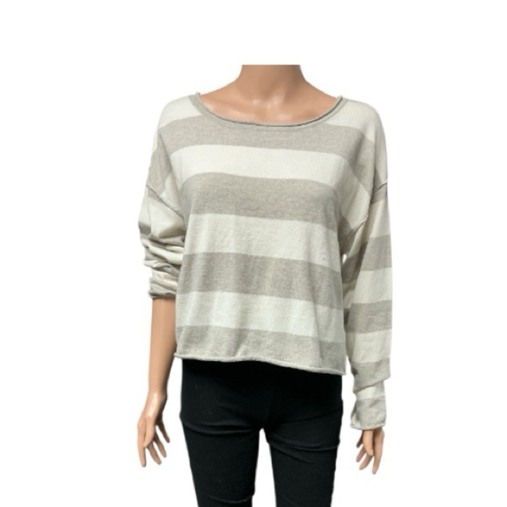 SO - NWT - Gray and White Long Sleeve Sweater